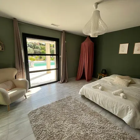 Artos - Piscine - 300 M2